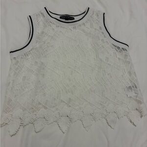 Young and reckless X small White Lace Sleeveless Top see through